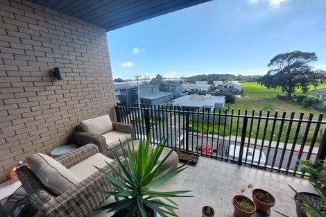 Photo of property in 201/38d Fraser Avenue, Northcote, Auckland, 0627