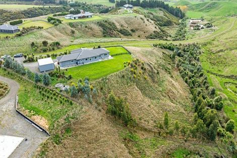 Photo of property in 52 Highland View Drive, Tokomaru, Palmerston North, 4474