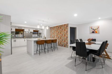 Photo of property in 22 Hoyte Place, Pukehangi, Rotorua, 3015