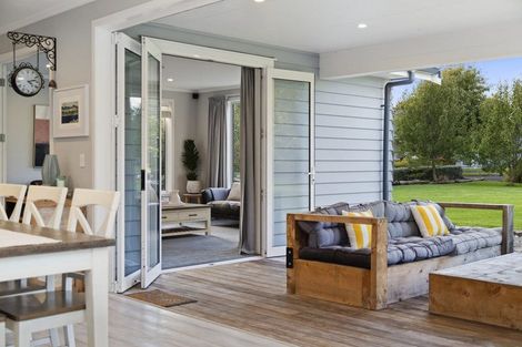 Photo of property in 1557 Waiuku Road, Waiuku, 2681