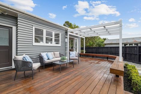 Photo of property in 29 Kaipara Portage Road, Riverhead, 0820