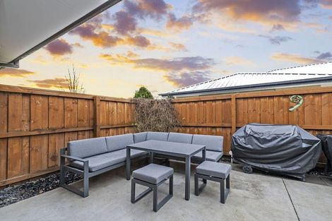 Photo of property in 100 Shillingford Boulevard, Rolleston, 7615