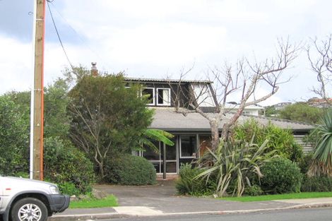 Photo of property in 98 Bay Street, Red Beach, 0932