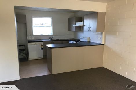 Photo of property in 2/14 Church Square, Addington, Christchurch, 8024