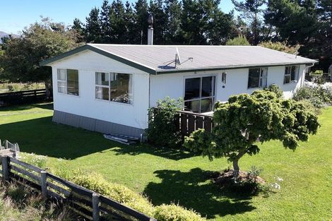 Photo of property in 86 Totara Island Road, Clifton, Balclutha, 9273