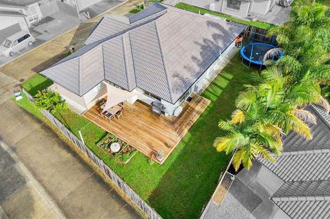 Photo of property in 56h South Kensington Way, Henderson, Auckland, 0612