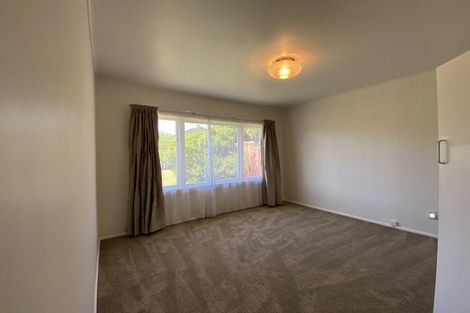 Photo of property in 61 Wilsher Crescent, Henderson, Auckland, 0612