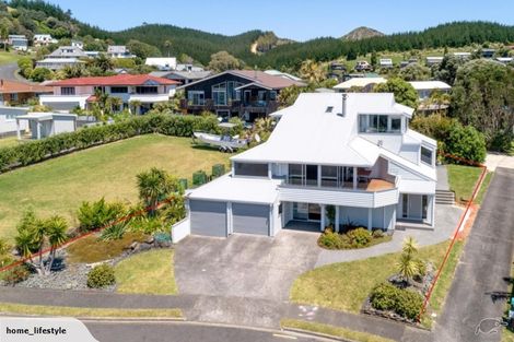 Photo of property in 115 Oratia Place, Onemana, Whangamata, 3691