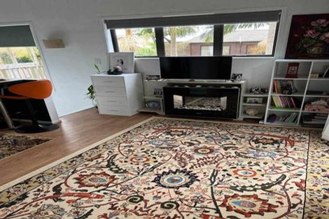 Photo of property in 21 Cochrane Avenue, Arkles Bay, Whangaparaoa, 0932