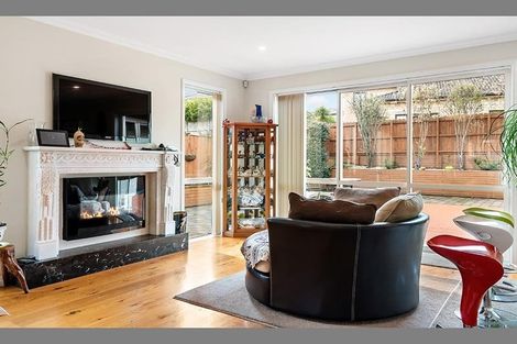 Photo of property in 5 Kilkelly Avenue, Pinehill, Auckland, 0632