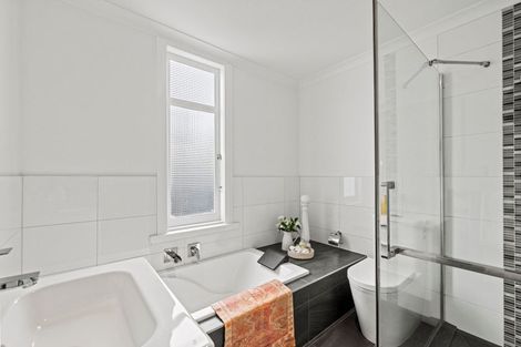 Photo of property in 12 Mays Road, St Albans, Christchurch, 8052