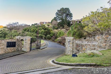 Photo of property in 11 Hyllton Heights, Lyttelton, 8082