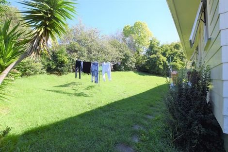 Photo of property in 11 Mile Place, Henderson, Auckland, 0612