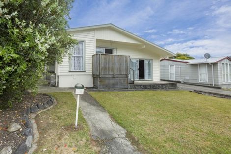 Photo of property in 68 Field Street, Silverstream, Upper Hutt, 5019