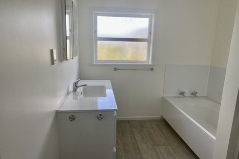 Photo of property in 42 James Foley Avenue, Pirimai, Napier, 4112