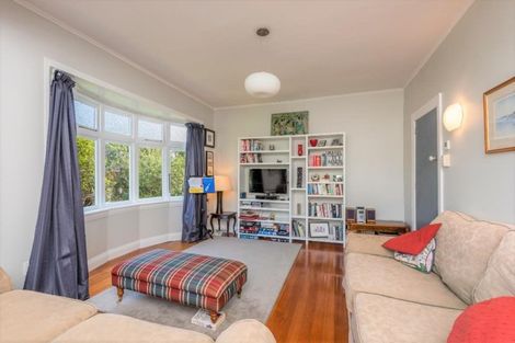 Photo of property in 43 Kano Street, Karori, Wellington, 6012