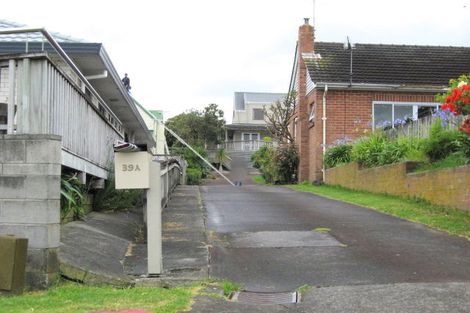 Photo of property in 39a Kiwi Esplanade, Mangere Bridge, Auckland, 2022