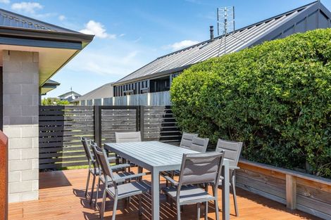 Photo of property in 21 Ruru Street, Cambridge, 3434