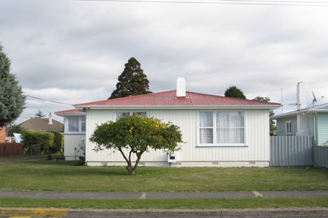 Photo of property in 39 Shackleton Street, Maraenui, Napier, 4110