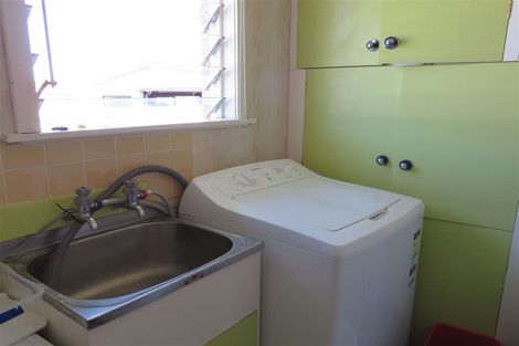 Photo of property in 211 Moanataiari Street, Thames, 3500