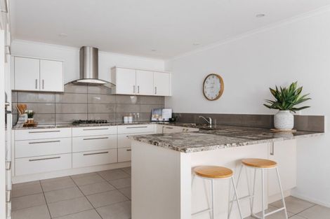 Photo of property in 25 Siemonek Rise, Bethlehem, Tauranga, 3110