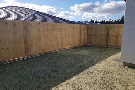 Photo of property in 36 Whareatua Avenue, Takanini, 2112