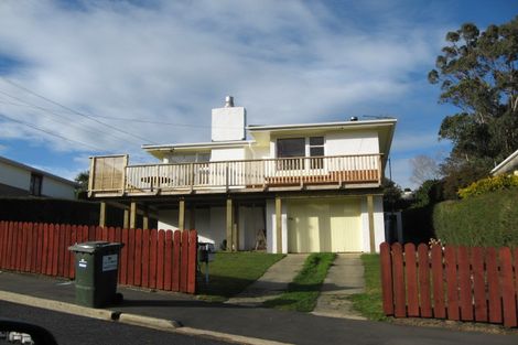 Photo of property in 98 Knights Road, Rothesay Bay, Auckland, 0630