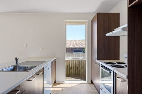 Photo of property in 13a Springs Road, Parakai, 0830