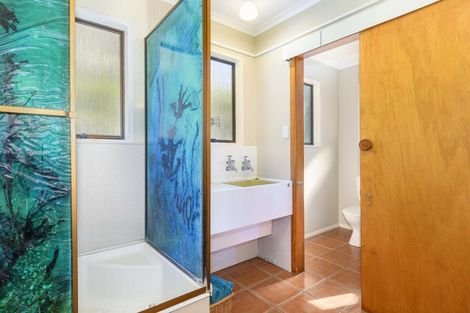 Photo of property in 30 Ngapeke Road, Welcome Bay, Tauranga, 3175
