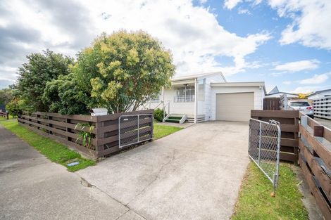 Photo of property in 25a Rosedale Crescent, Cloverlea, Palmerston North, 4412