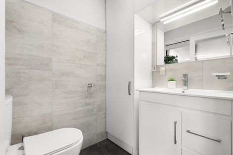 Photo of property in 15 Collie Street, Hillpark, Auckland, 2102