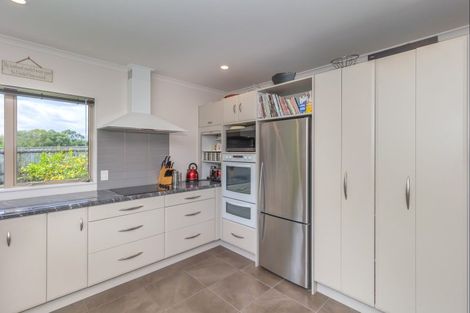 Photo of property in 64 Lea Grove, Levin, 5572