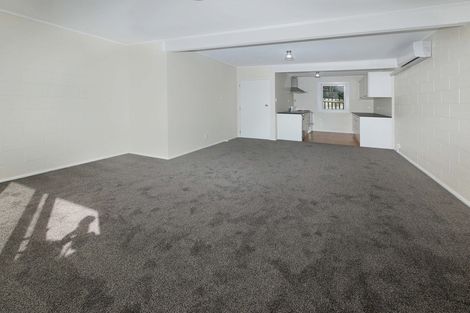 Photo of property in 1/12 Thornley Street, Titahi Bay, Porirua, 5022