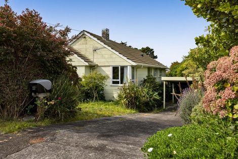 Photo of property in 40 Banks Street, Marfell, New Plymouth, 4310