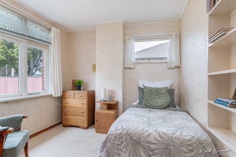 Photo of property in 71 Totara Crescent, Woburn, Lower Hutt, 5011