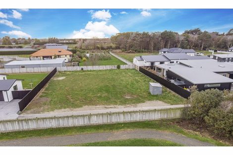 Photo of property in 8 Barker Place, Waikiwi, Invercargill, 9810