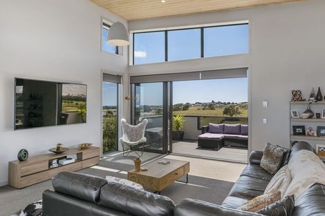 Photo of property in 16a Links Drive, Waiwhakaiho, New Plymouth, 4312
