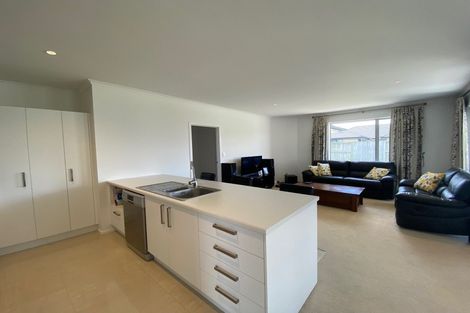 Photo of property in 8 Teatree Close, Huntington, Hamilton, 3210