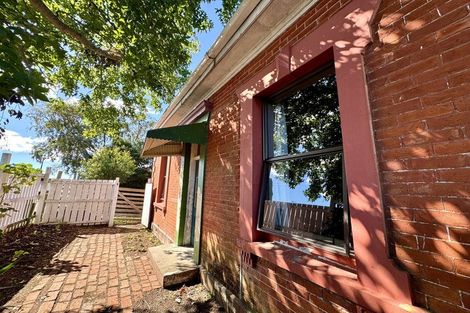 Photo of property in 25 Mccallum Street, Dannevirke, 4930