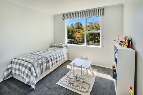Photo of property in 5 Saint Francis Grove, Waterloo, Lower Hutt, 5011