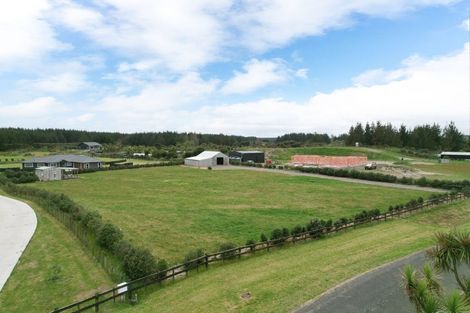 Photo of property in 73 Waitarere Rise Avenue, Waitarere, Levin, 5510