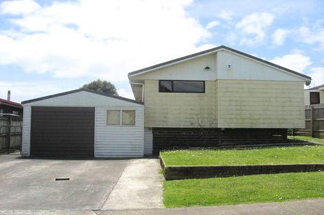 Photo of property in 1 Wai Iti Place, Clendon Park, Auckland, 2103