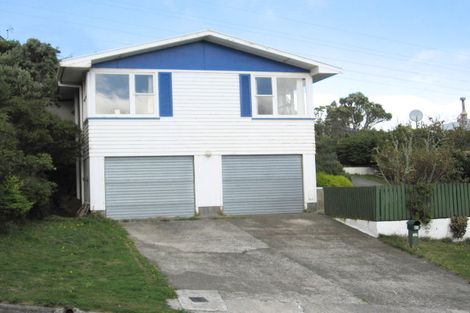 Photo of property in 21 Link Road, Newlands, Wellington, 6037