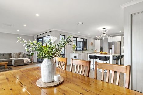 Photo of property in 7 Nelson Lane, Omokoroa, 3114