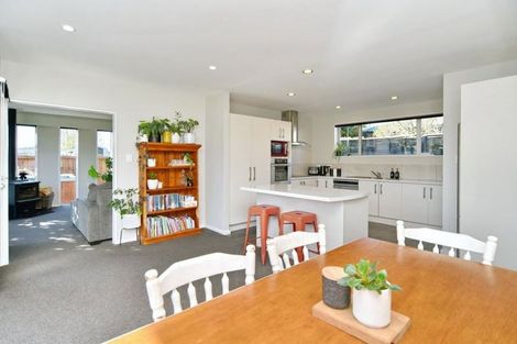 Photo of property in 9 Coates Place, Rangiora, 7400
