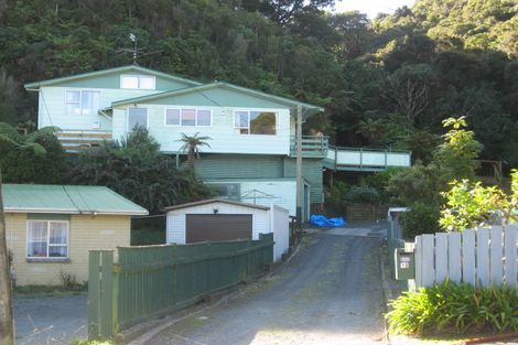Photo of property in 15 John Street, Stokes Valley, Lower Hutt, 5019
