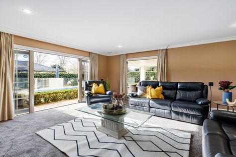 Photo of property in 30 Nielsen Gardens, Rototuna, Hamilton, 3210