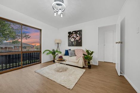 Photo of property in 2/4173a Great North Road, Glen Eden, Auckland, 0602