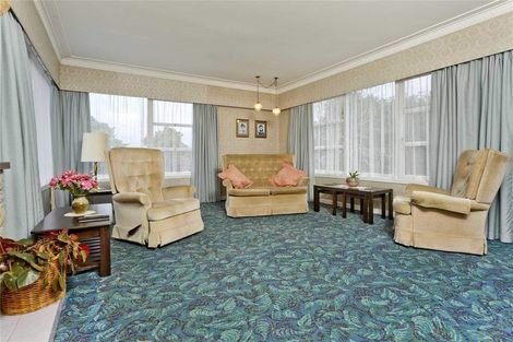 Photo of property in 87 Hillcrest Avenue, Hillcrest, Auckland, 0627