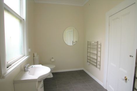 Photo of property in 355 The Terrace, Te Aro, Wellington, 6011